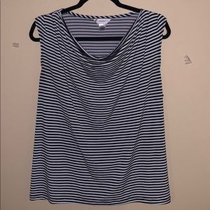 Sleeveless black & white stripped top